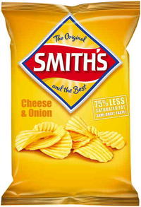 SMITHS CHEESE and ONION 170g - Image 1