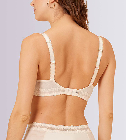 Confiance Padded Plunge Bra *Limited Stock, Please Call For Available Sizes!* - Image 3