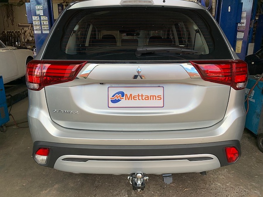 Trailboss Towbar for Mitsubishi OUTLANDER (including ZL 5D SUV and  PHEV) - 2000/200 KGS Towing Capacity - Vehicles built 08/13-6/21 - Image 1