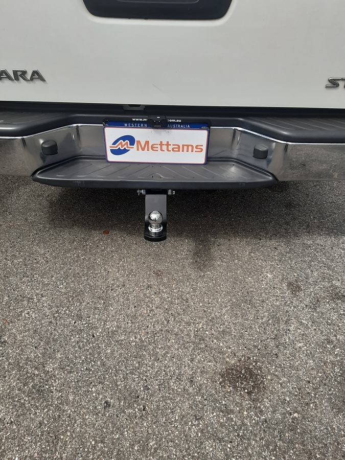 Trailboss Towbar for Nissan NAVARA D40 SINGLE and Dual CAB (w/ step) - 3000/300 KGS Towing Capacity- Vehicles built 1/10-4/15 - Image 1