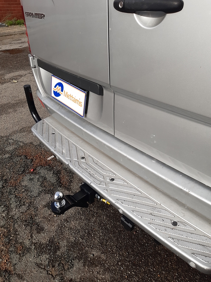 Trailboss Towbar for VW CRAFTER VAN LWB/MWB and MERCEDES BENZ SPRINTER VAN 3/5T (w/step) - 2000/200 KGS Towing Capacity - Vehicles built 10/06-on - Image 1