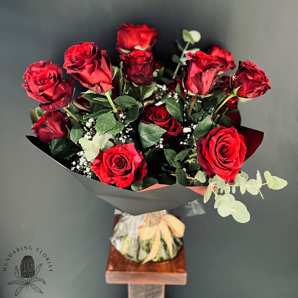 Dozen Roses and Greenery - Image 2