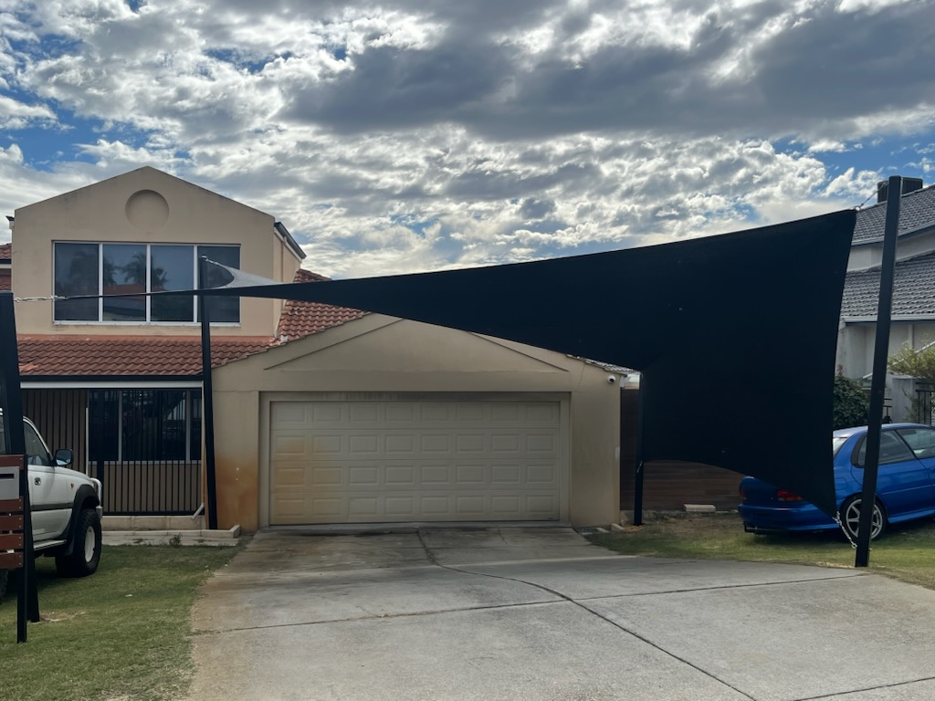 Sail_City_Shade_Sails_Comshade_Black_Ballajura.jpg