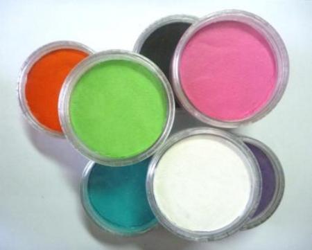 Wolfe Makeup Essential Colours - now in the large 90g container. - Image 1